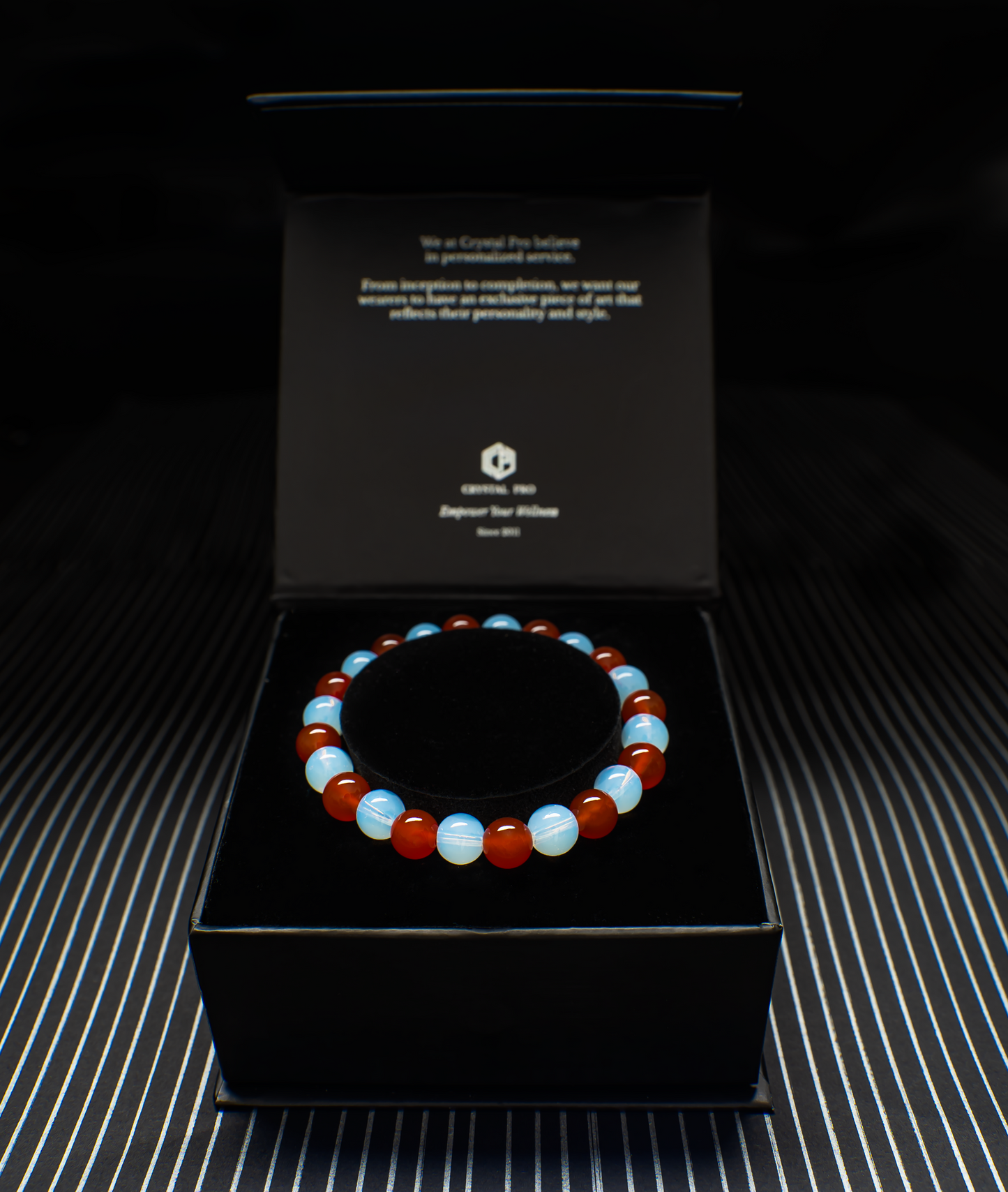 THE CAPPELA | RED AGATE WITH MOONSTONE