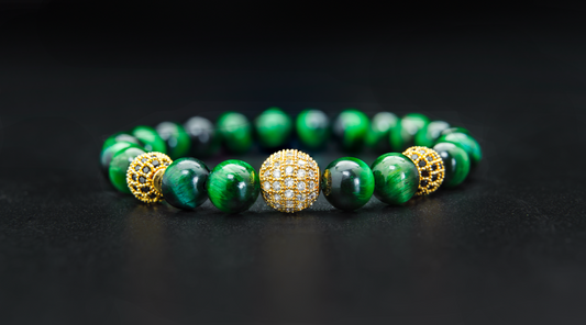 THE VERDIC III | GREEN TIGER EYE WITH CHARMS